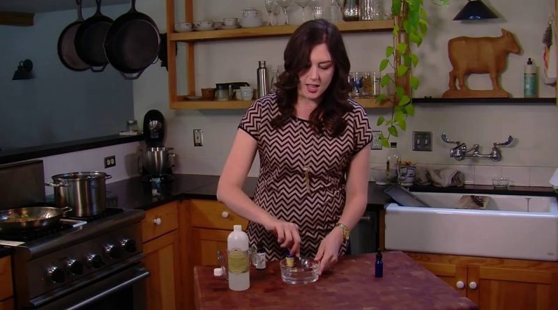 DIY Essential Oil Perfume