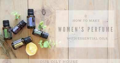 DIY WOMEN'S PERFUME USING ESSENTIAL OILS